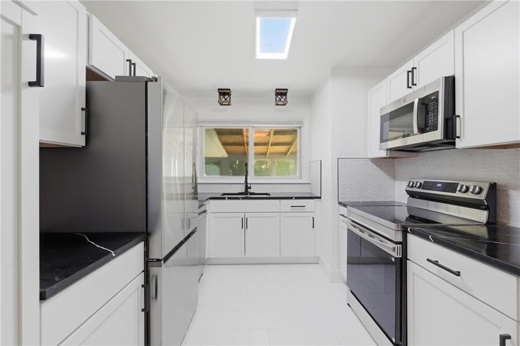 12308 E 42nd Street — photo 26