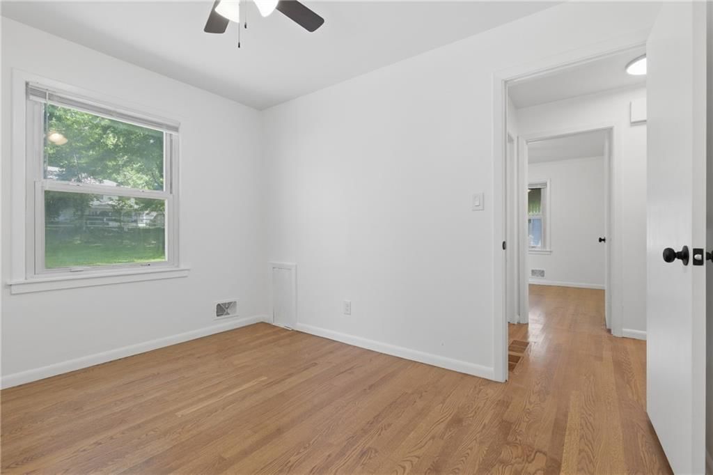 12308 E 42nd Street — photo 37