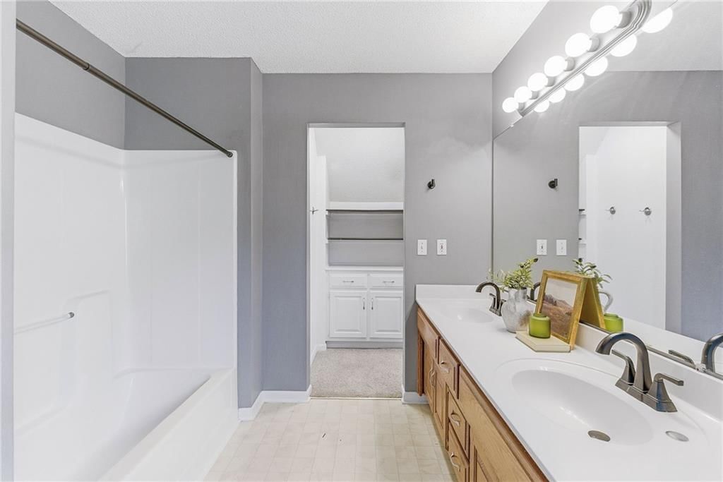 12366 S Parker Terrace — photo 20