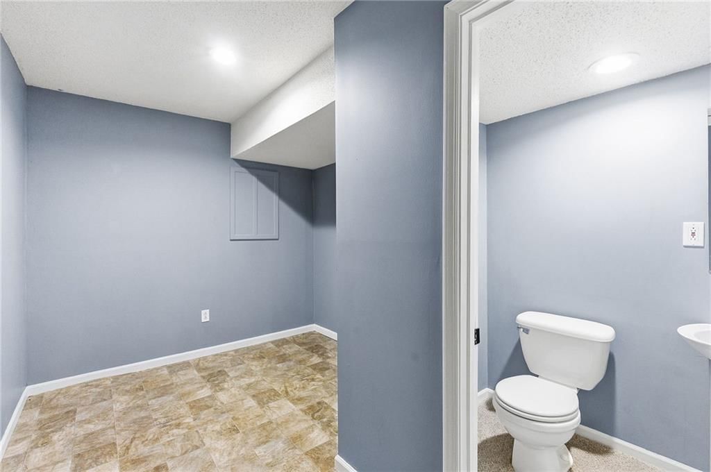 12366 S Parker Terrace — photo 31
