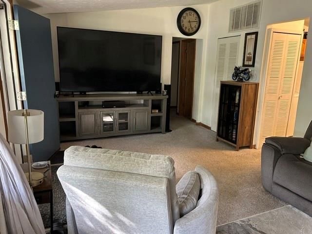 1328 E 16th Street — photo 8