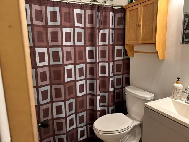 1328 E 16th Street — photo 22