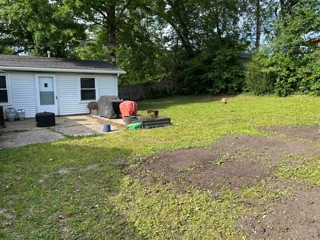1328 E 16th Street — photo 37