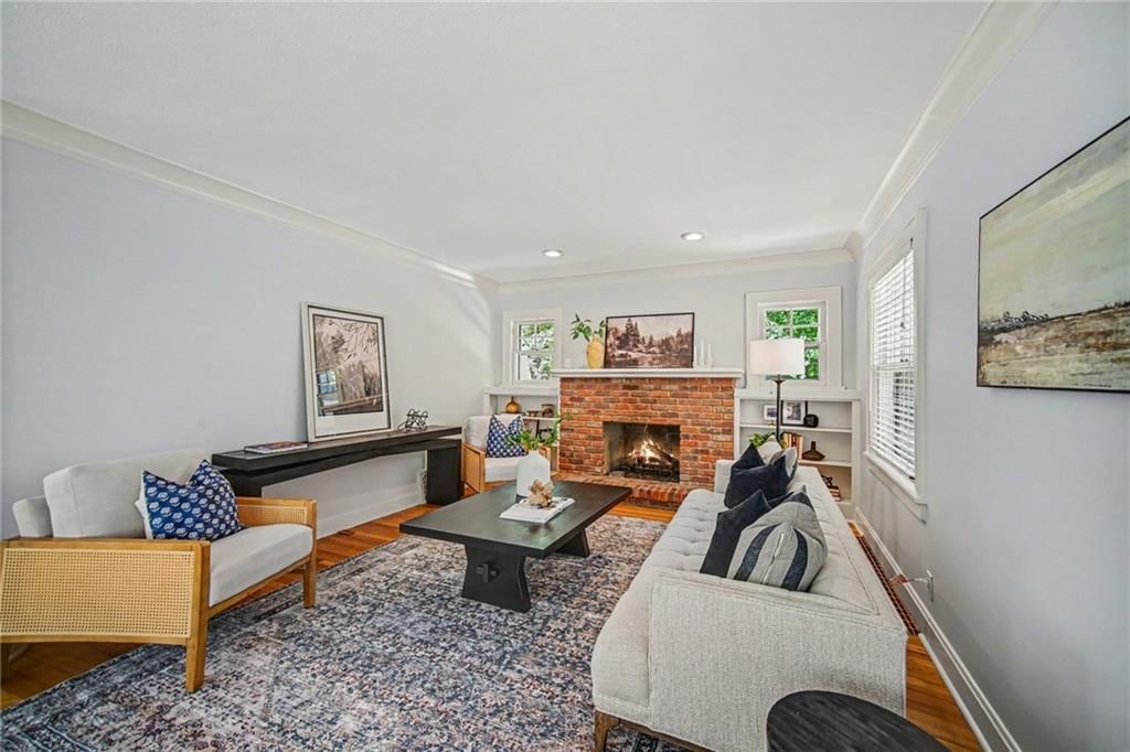 428 W 58TH Terrace — photo 6