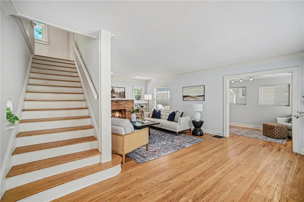 428 W 58TH Terrace — photo 7