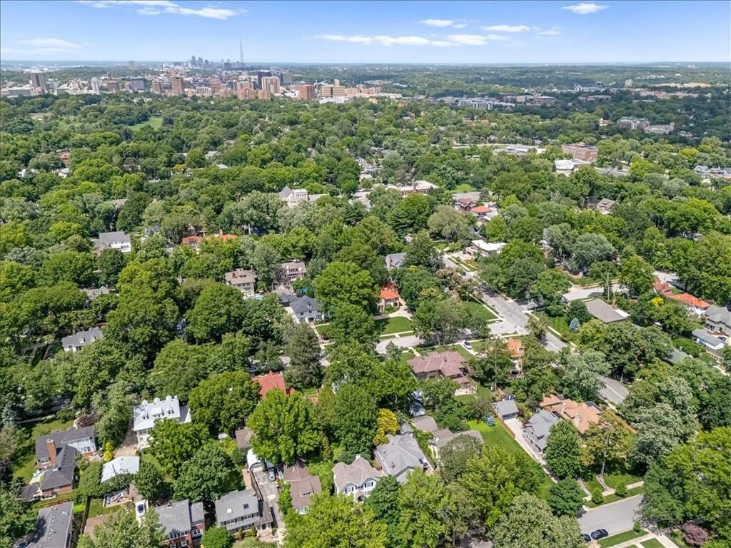 428 W 58TH Terrace — photo 39