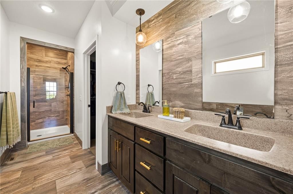 15635 Lovers Lane — photo 40