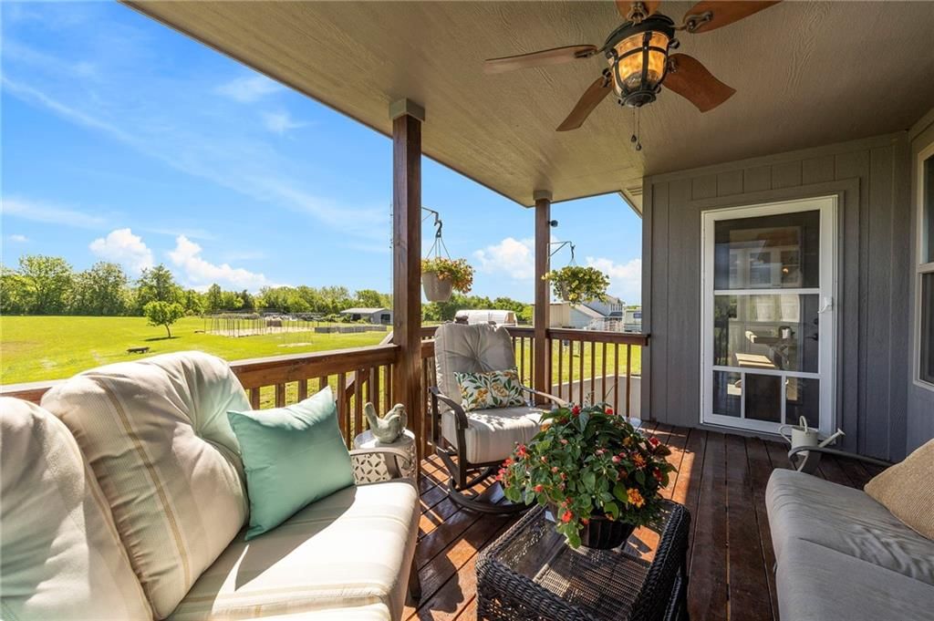 15635 Lovers Lane — photo 48