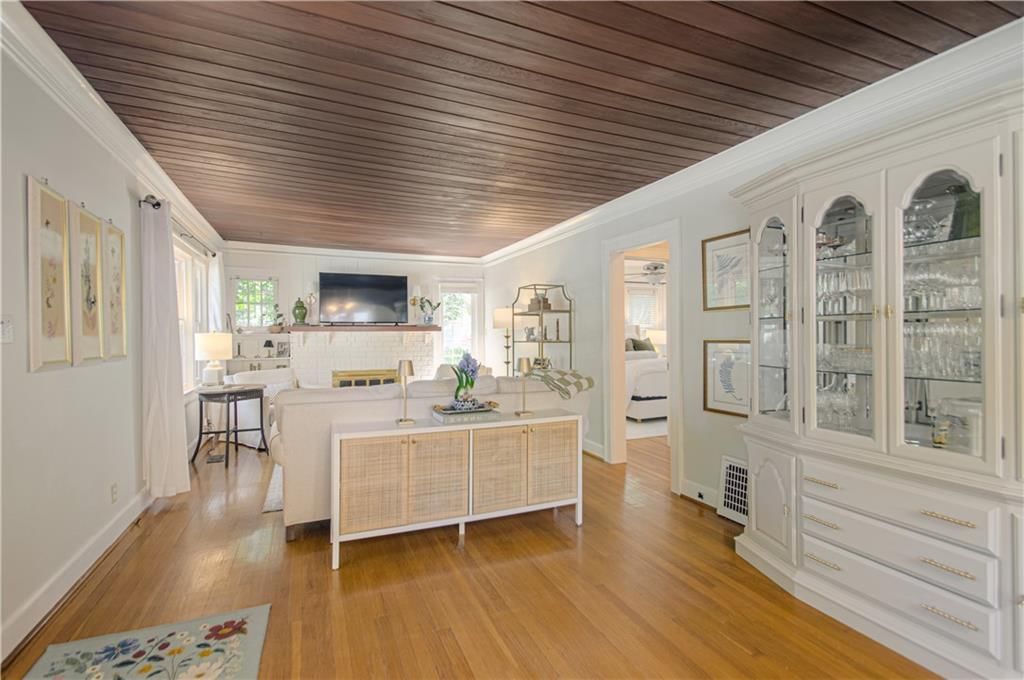 7300 Jefferson Street — photo 3