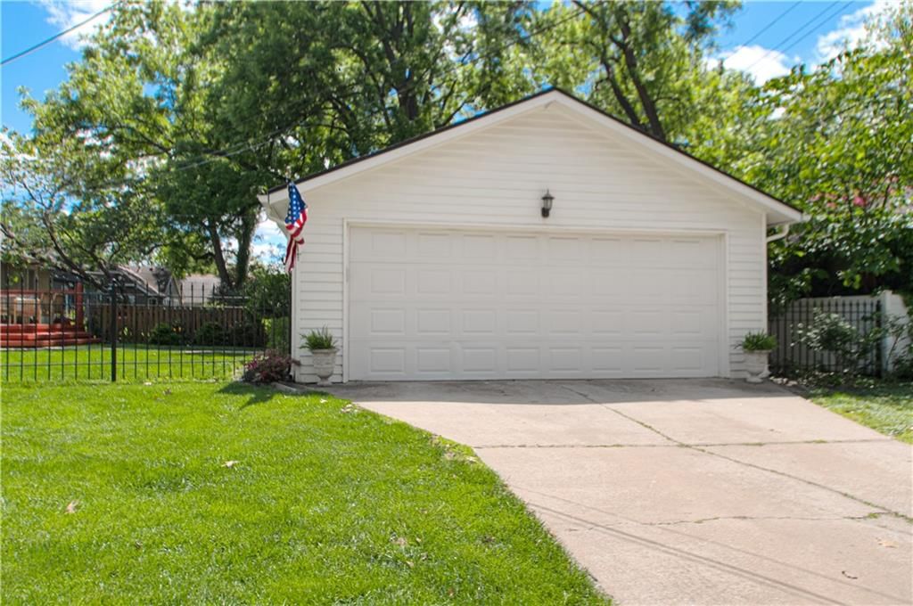 7300 Jefferson Street — photo 36