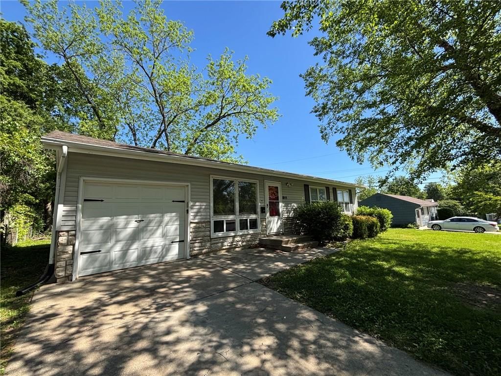 811 Union Circle — photo 2