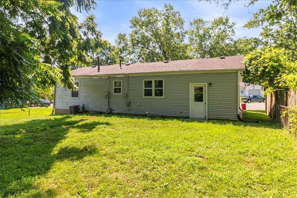 811 Union Circle — photo 23
