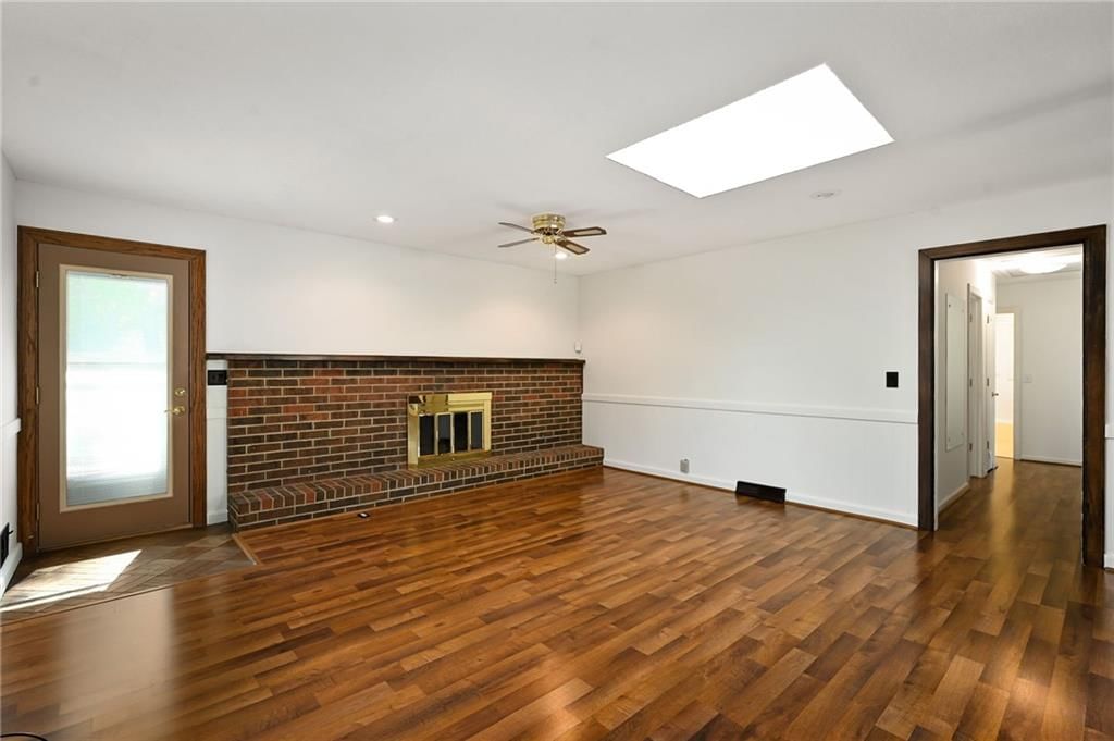 815 NE Independence Avenue — photo 12