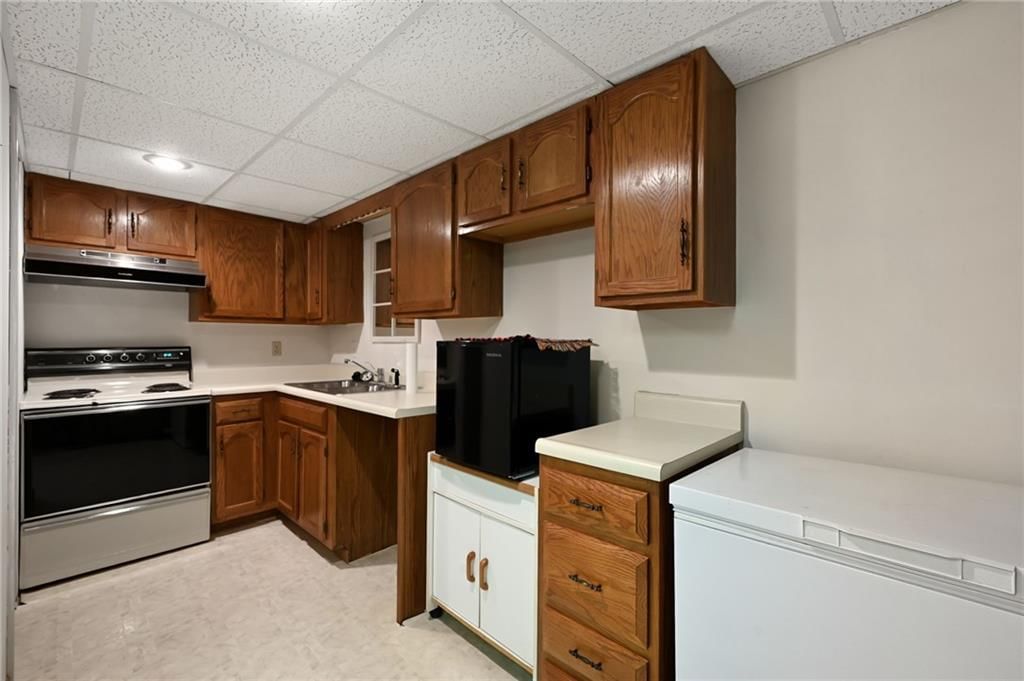 815 NE Independence Avenue — photo 30