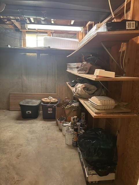 815 NE Independence Avenue — photo 33