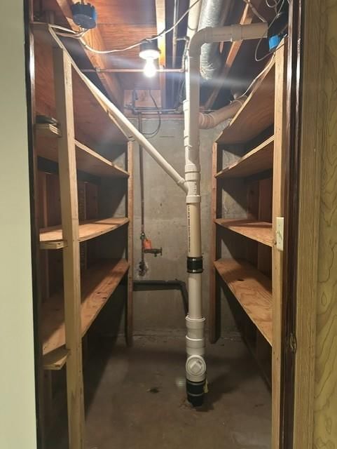 815 NE Independence Avenue — photo 35