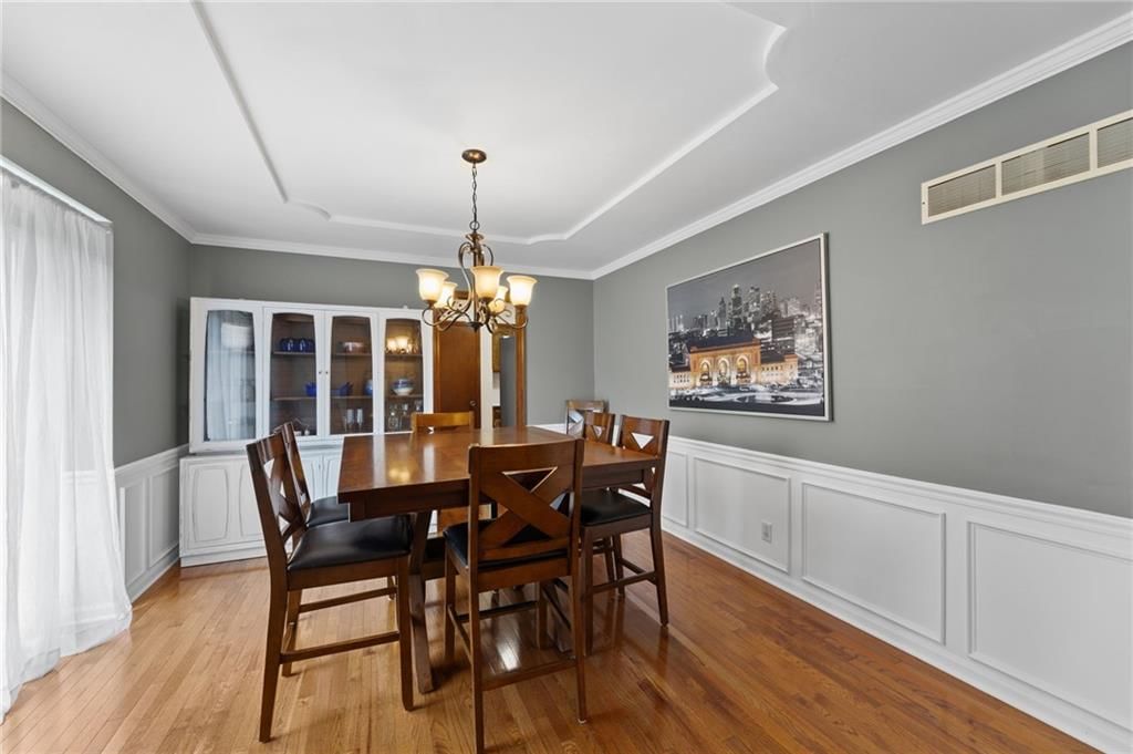 6439 GREENWOOD Street — photo 2