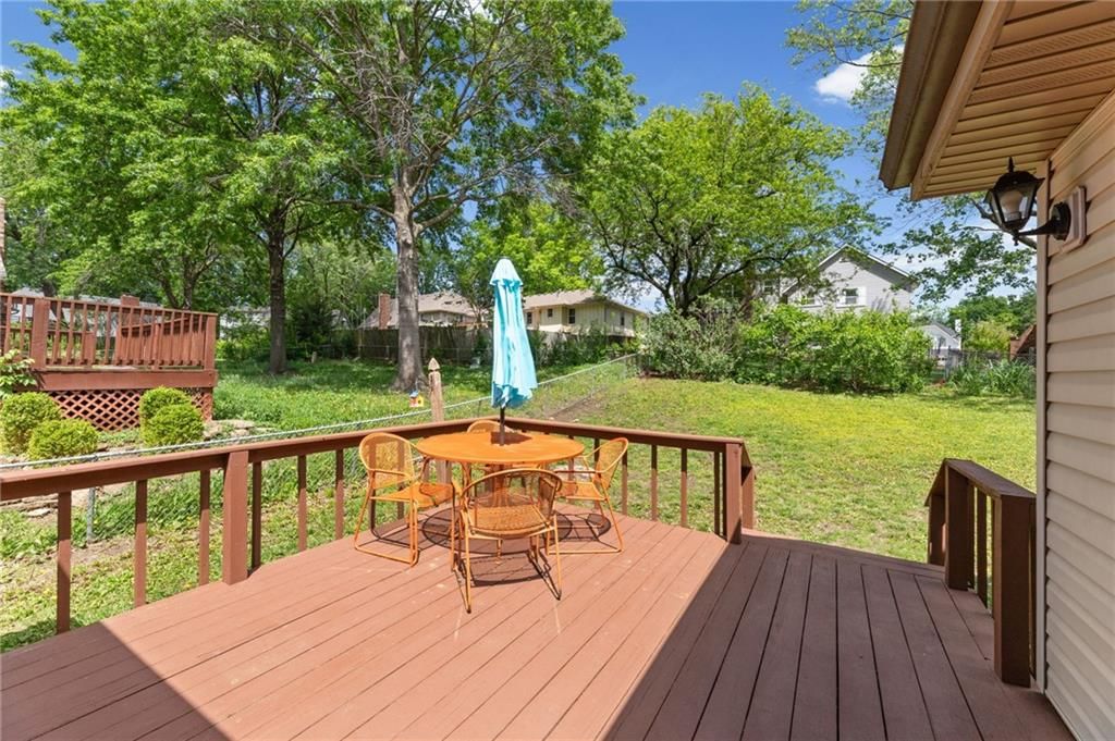 6439 GREENWOOD Street — photo 7