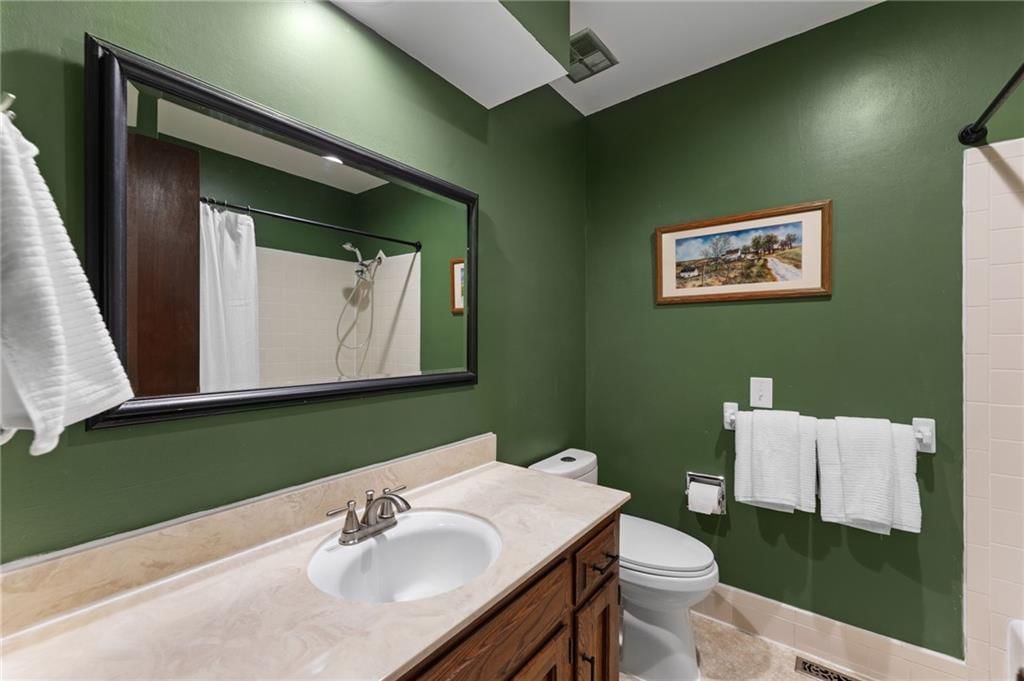6439 GREENWOOD Street — photo 22