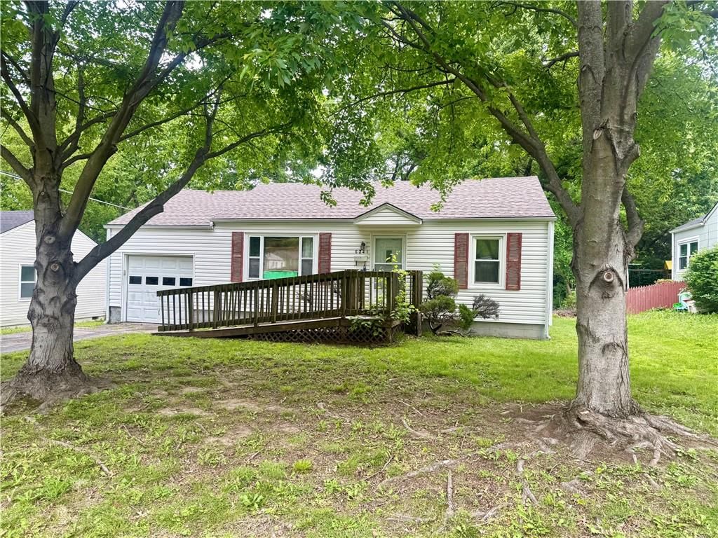 6741 Barton Drive — photo 2