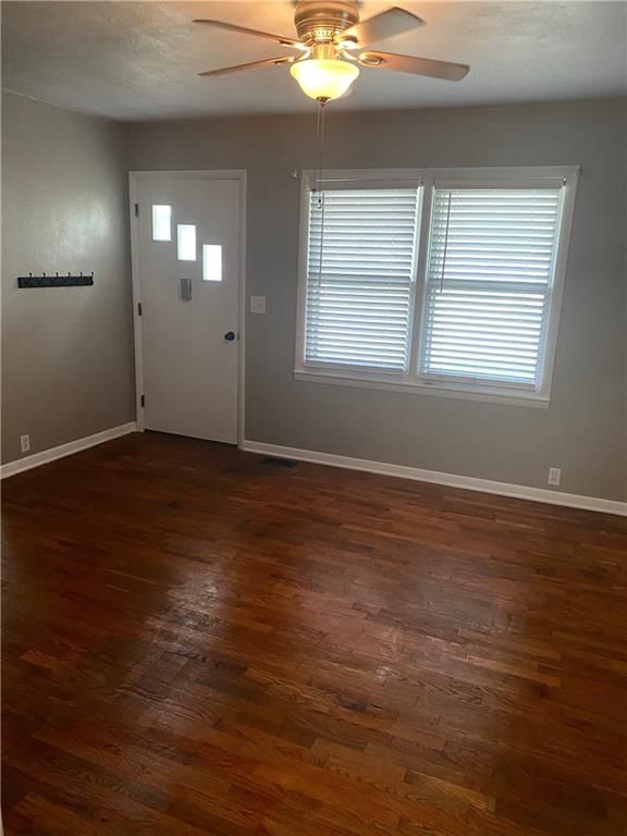 404 E Colorado Street — photo 3