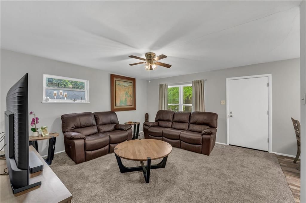 4212 SW 28th Terrace — photo 9