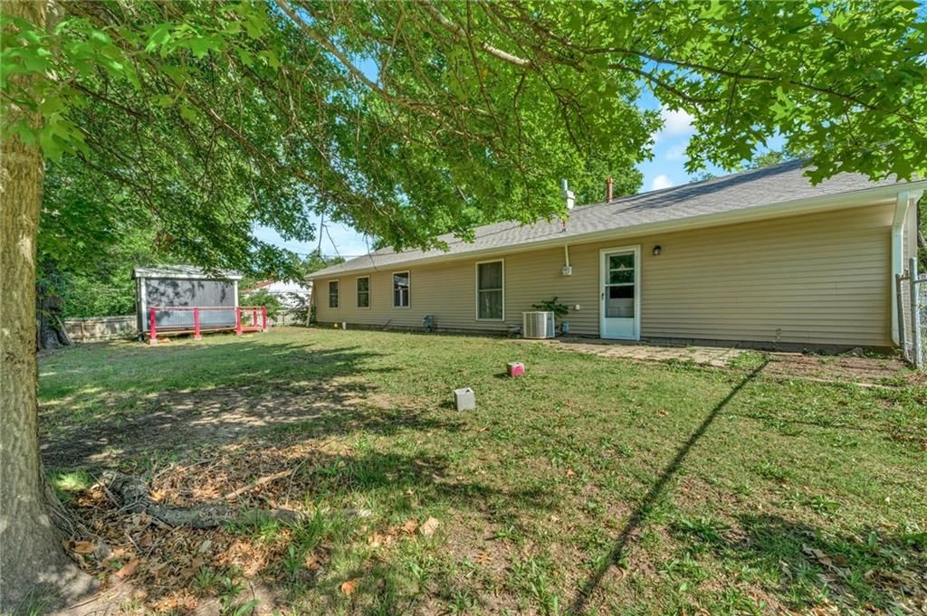 4212 SW 28th Terrace — photo 33