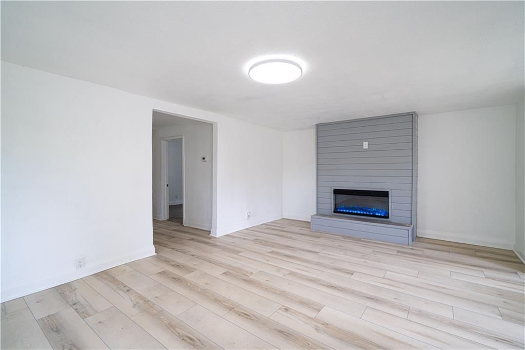 2216 Main Street — photo 4
