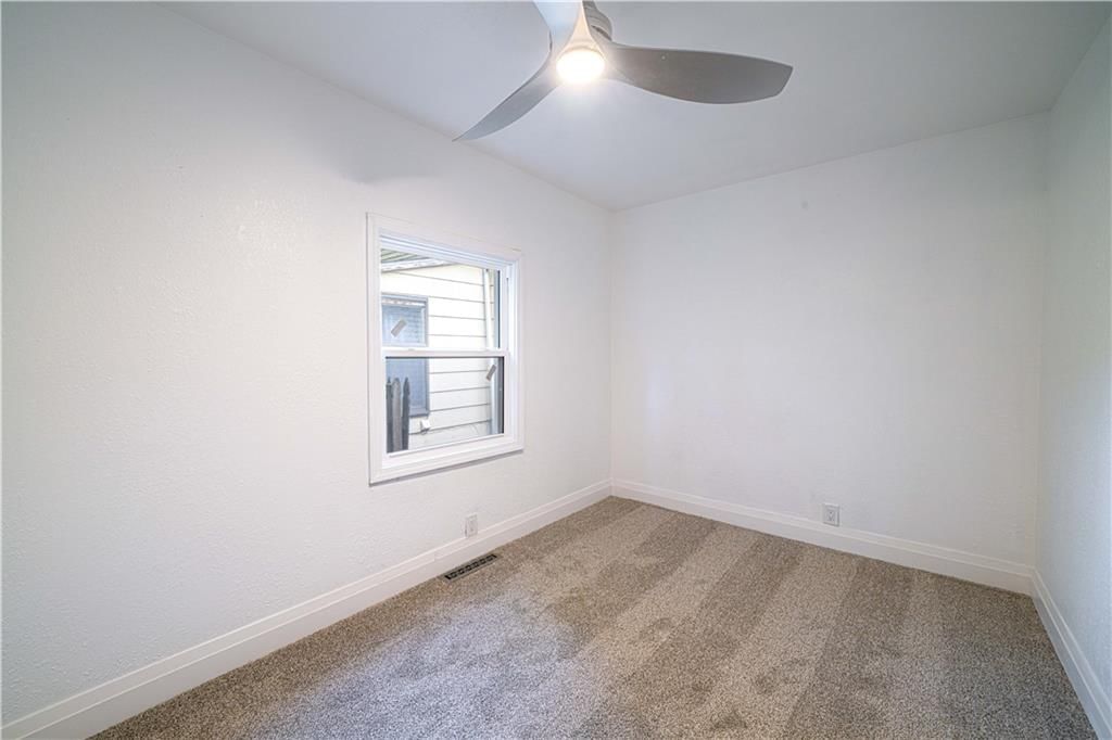 2216 Main Street — photo 12