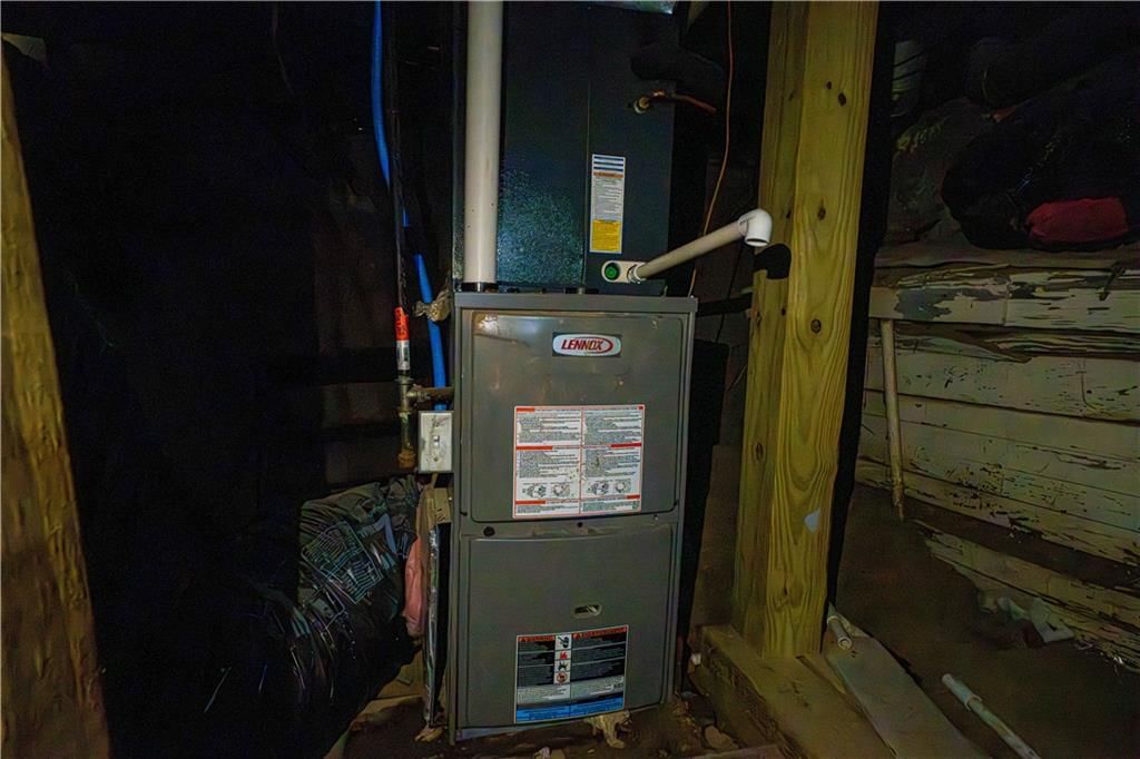 2216 Main Street — photo 17