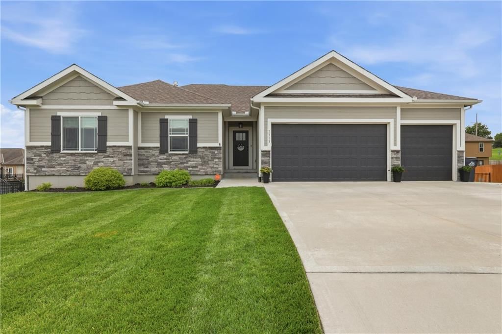 1313 NW Brentwood Drive — photo 9