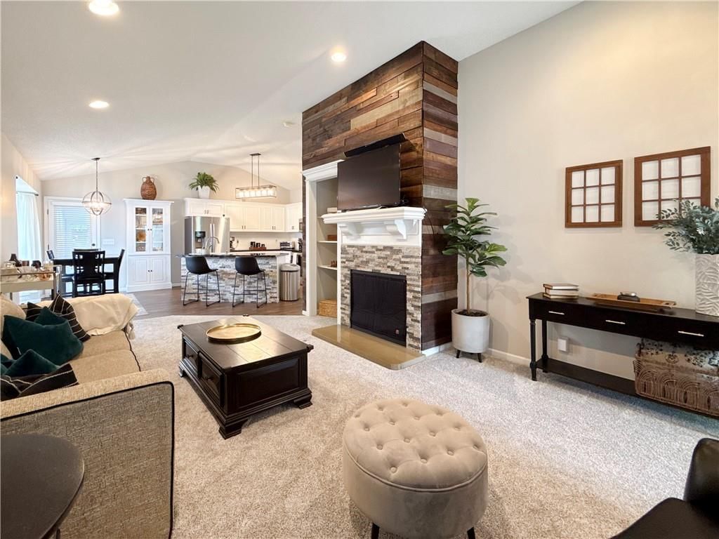 16309 S Avalon Street — photo 4