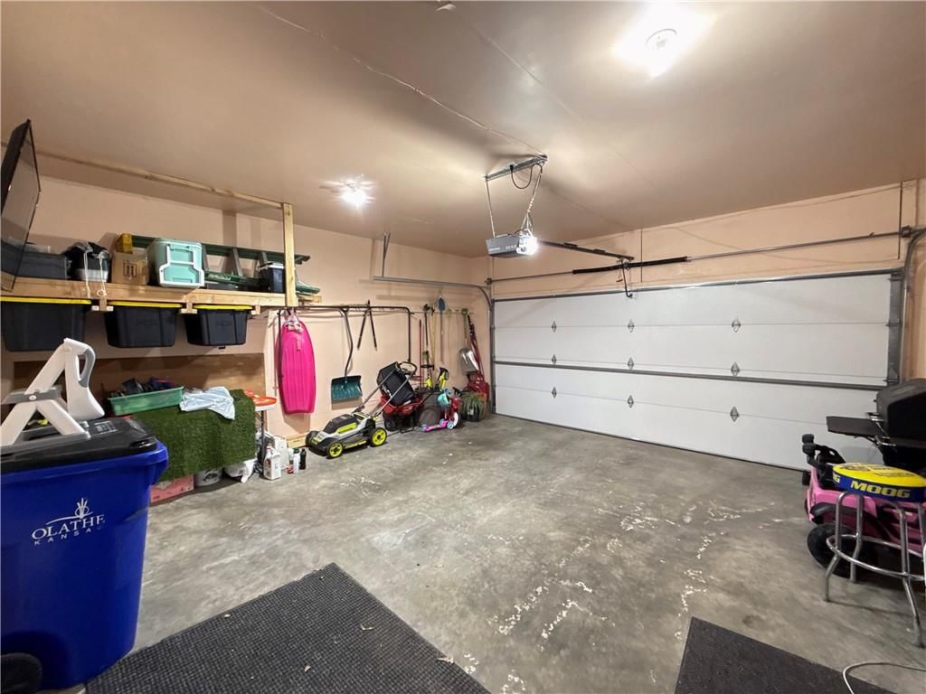 16309 S Avalon Street — photo 21