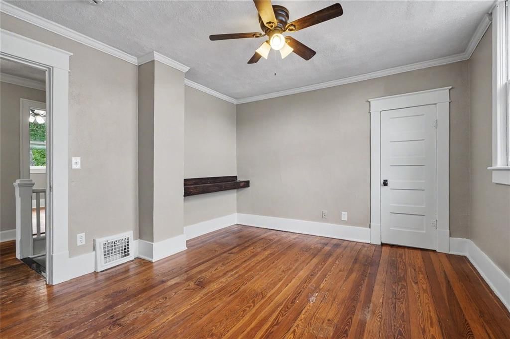 715 Jersey Street — photo 17