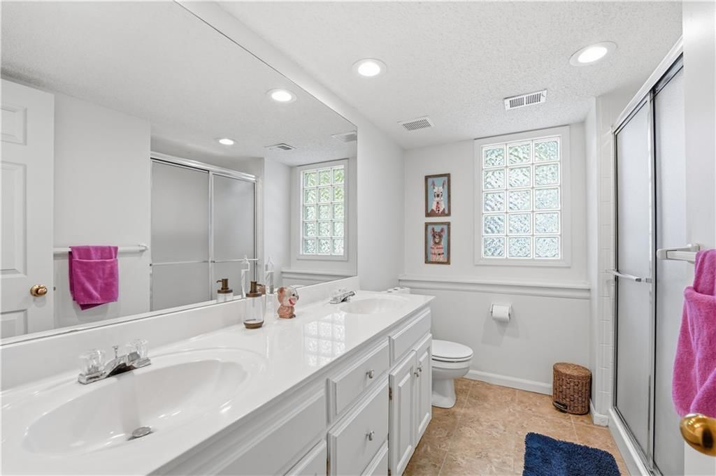 11403 W 115th Street — photo 35