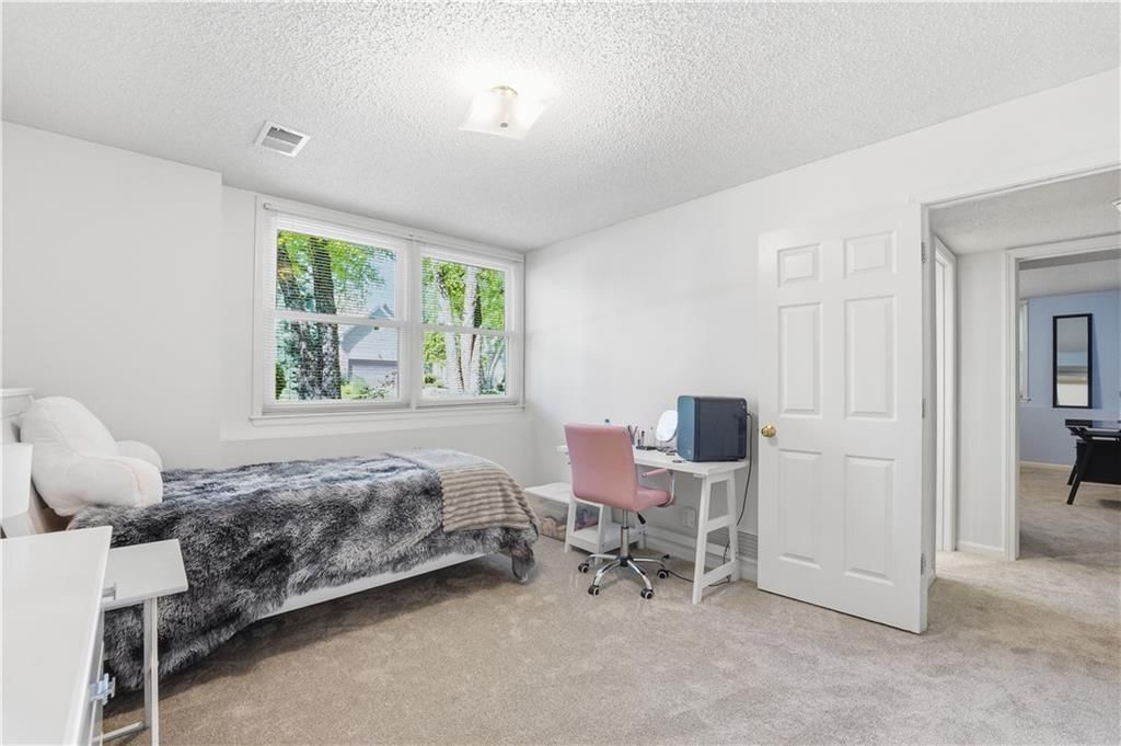 11403 W 115th Street — photo 37
