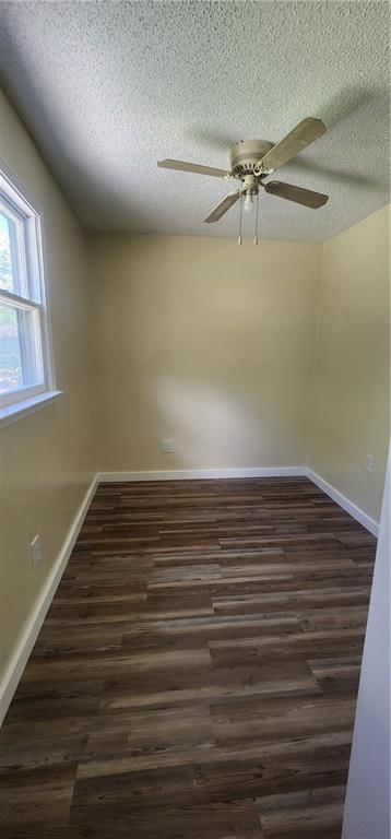 1410 N Smelter Street — photo 4