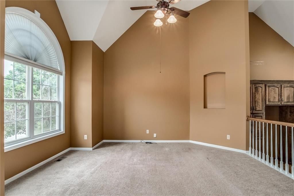 18109 Guinevere Court — photo 4