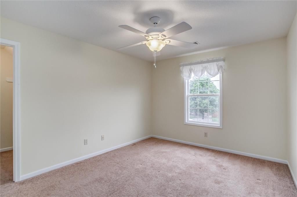 18109 Guinevere Court — photo 23