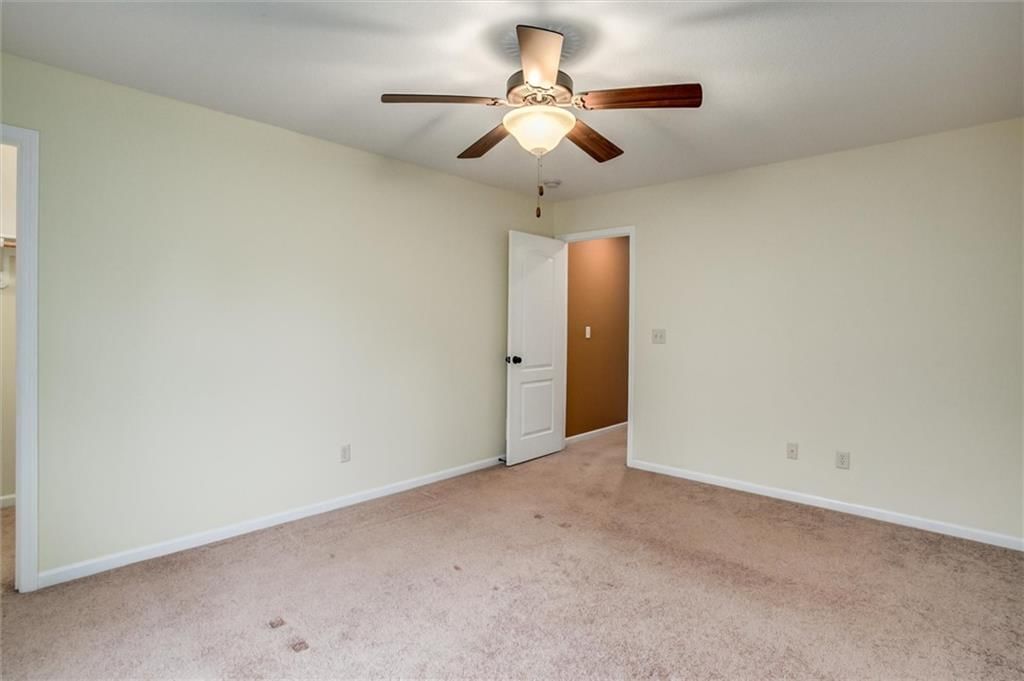 18109 Guinevere Court — photo 26