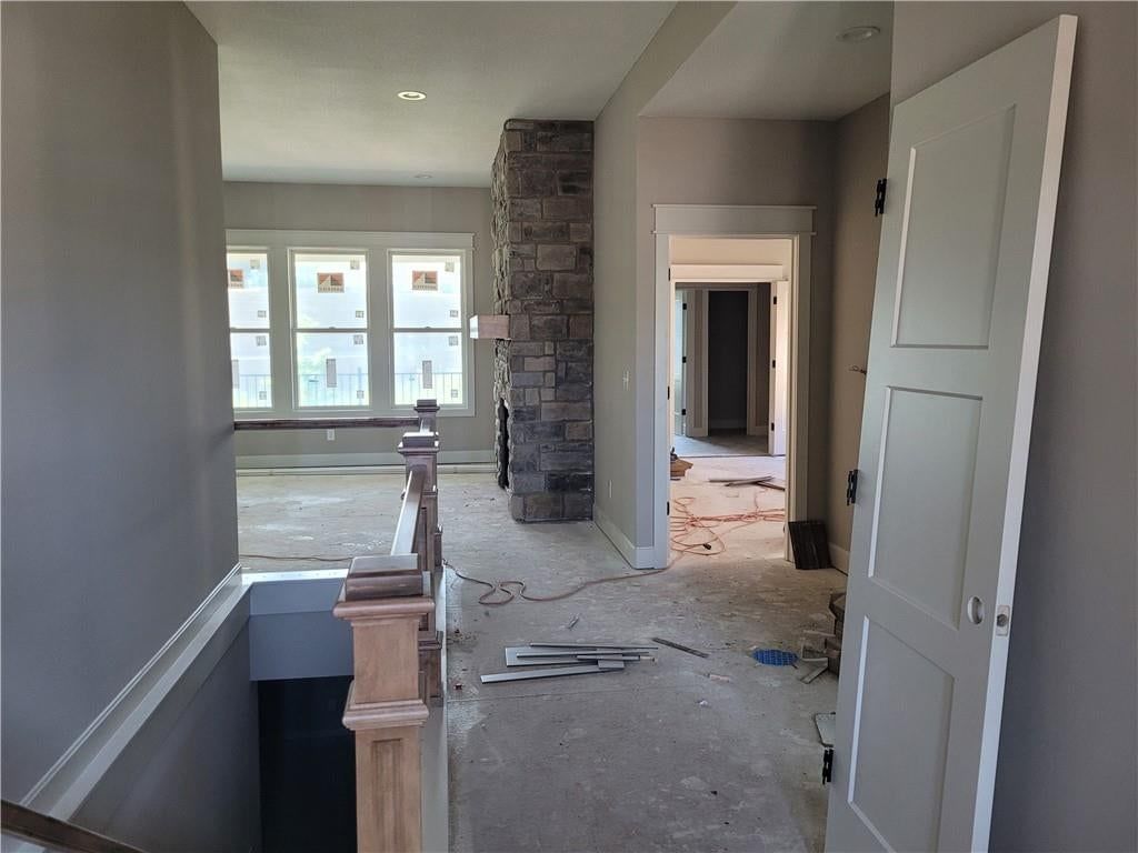 15019 W 130th Street — photo 2