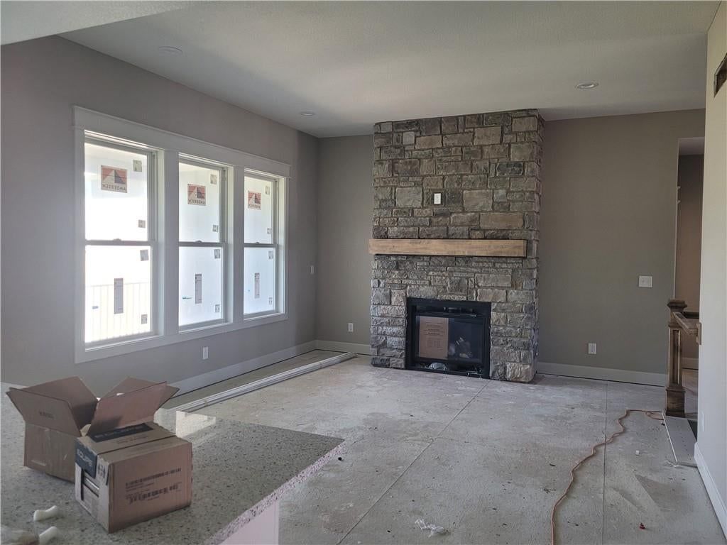 15019 W 130th Street — photo 3