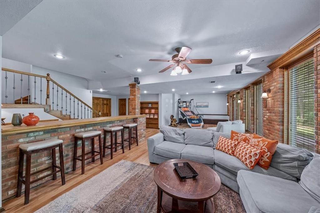 24600 W 61ST Terrace — photo 31