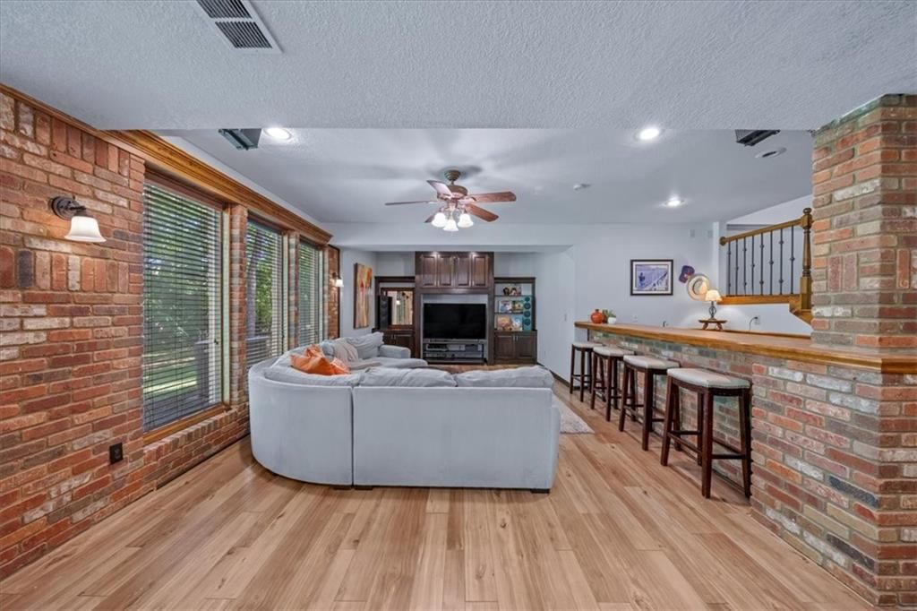 24600 W 61ST Terrace — photo 33