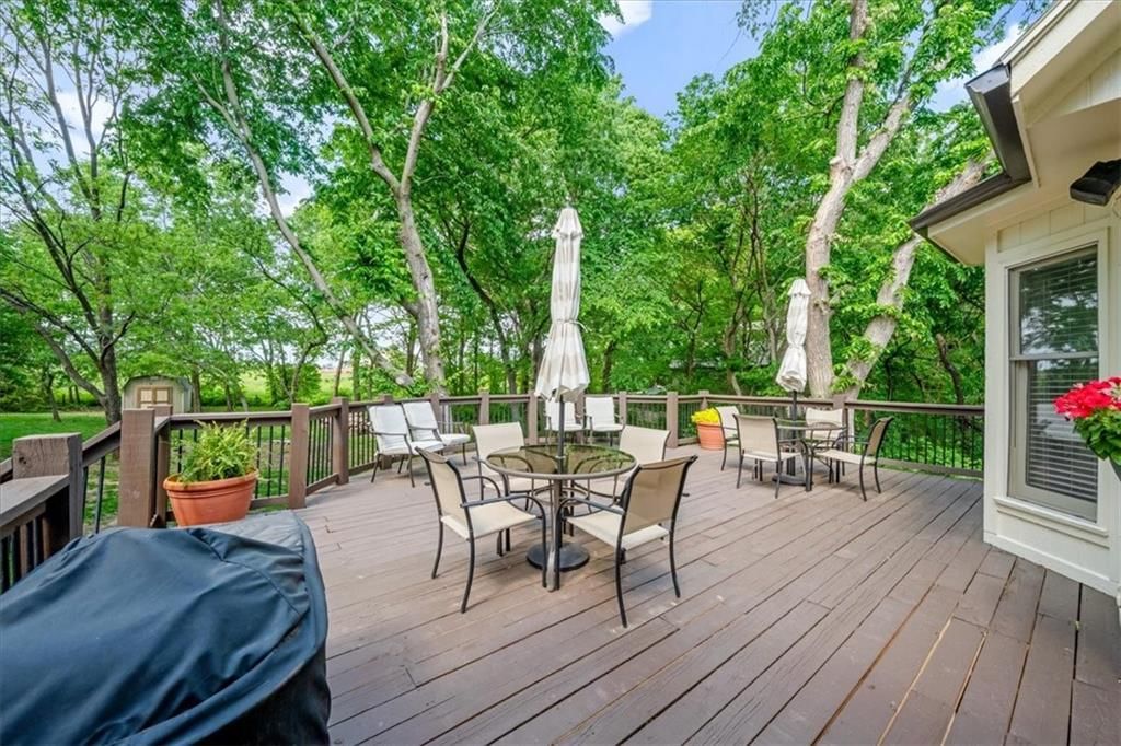 24600 W 61ST Terrace — photo 37
