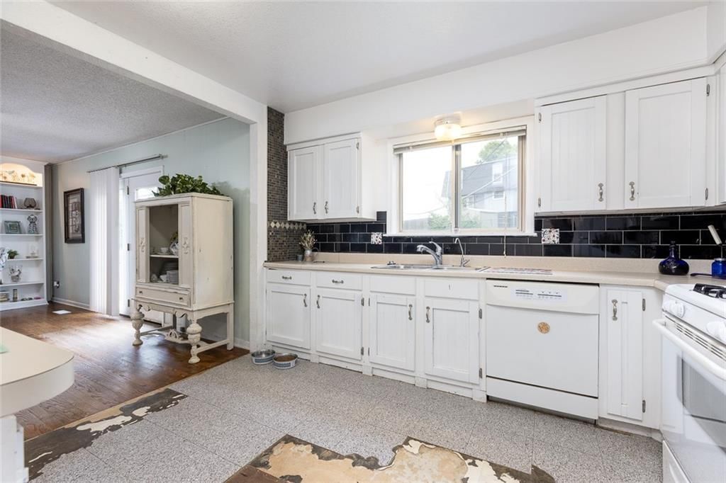 7239 N BALES Avenue — photo 13