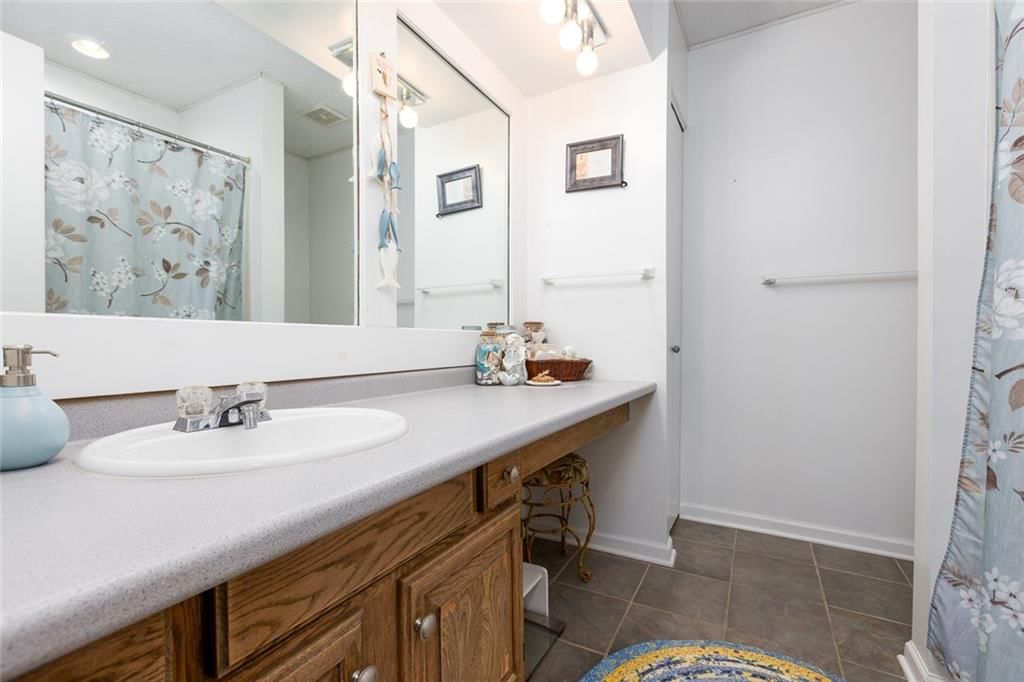 7239 N BALES Avenue — photo 17