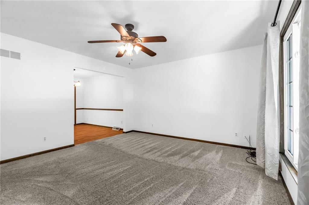 1002 Dunwich Drive — photo 2
