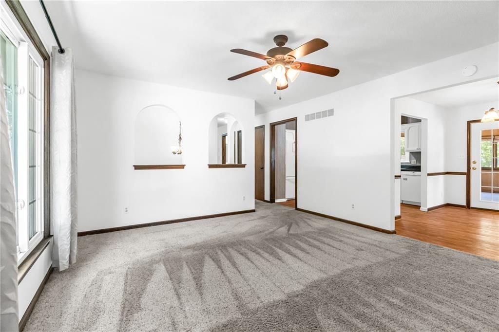1002 Dunwich Drive — photo 3