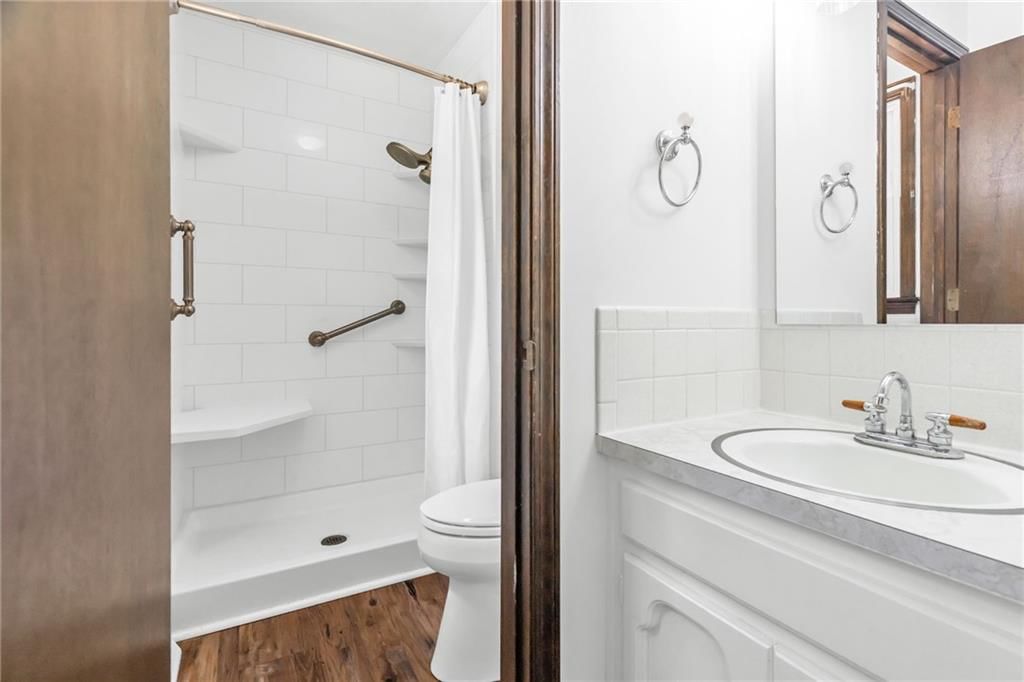 1002 Dunwich Drive — photo 12